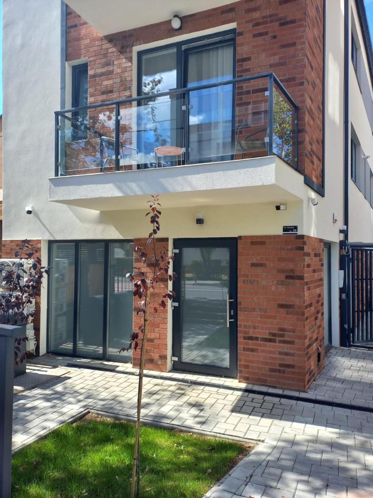 Cinque Stelle Hotel Apartments Клуж-Напока Экстерьер фото